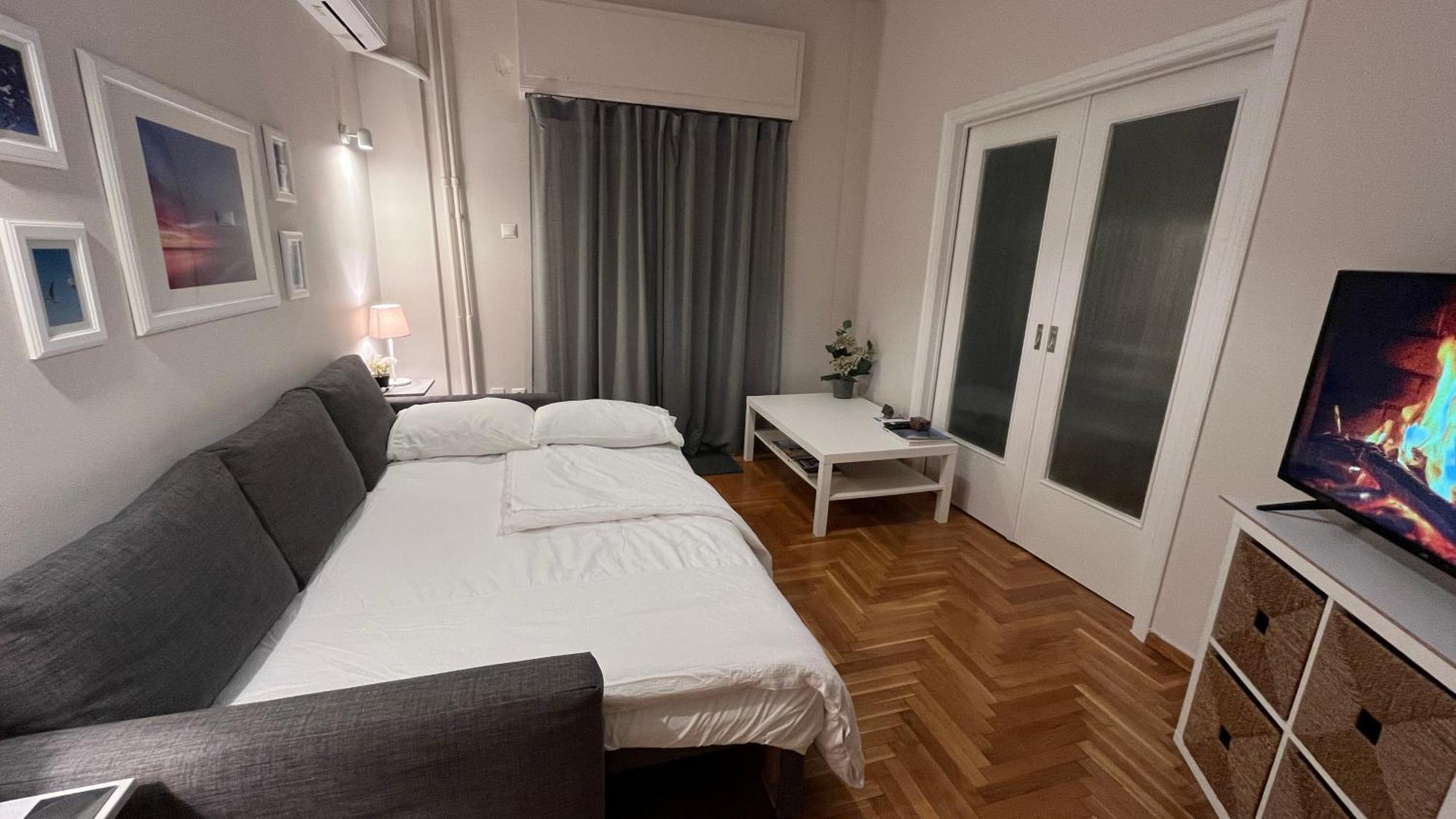 4 Newly Renovated Charming Apartments Steps From Panormou Metro Station Ateny Pokój zdjęcie
